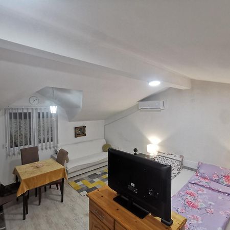 White Apartment Sarajevo - Free Parking Экстерьер фото