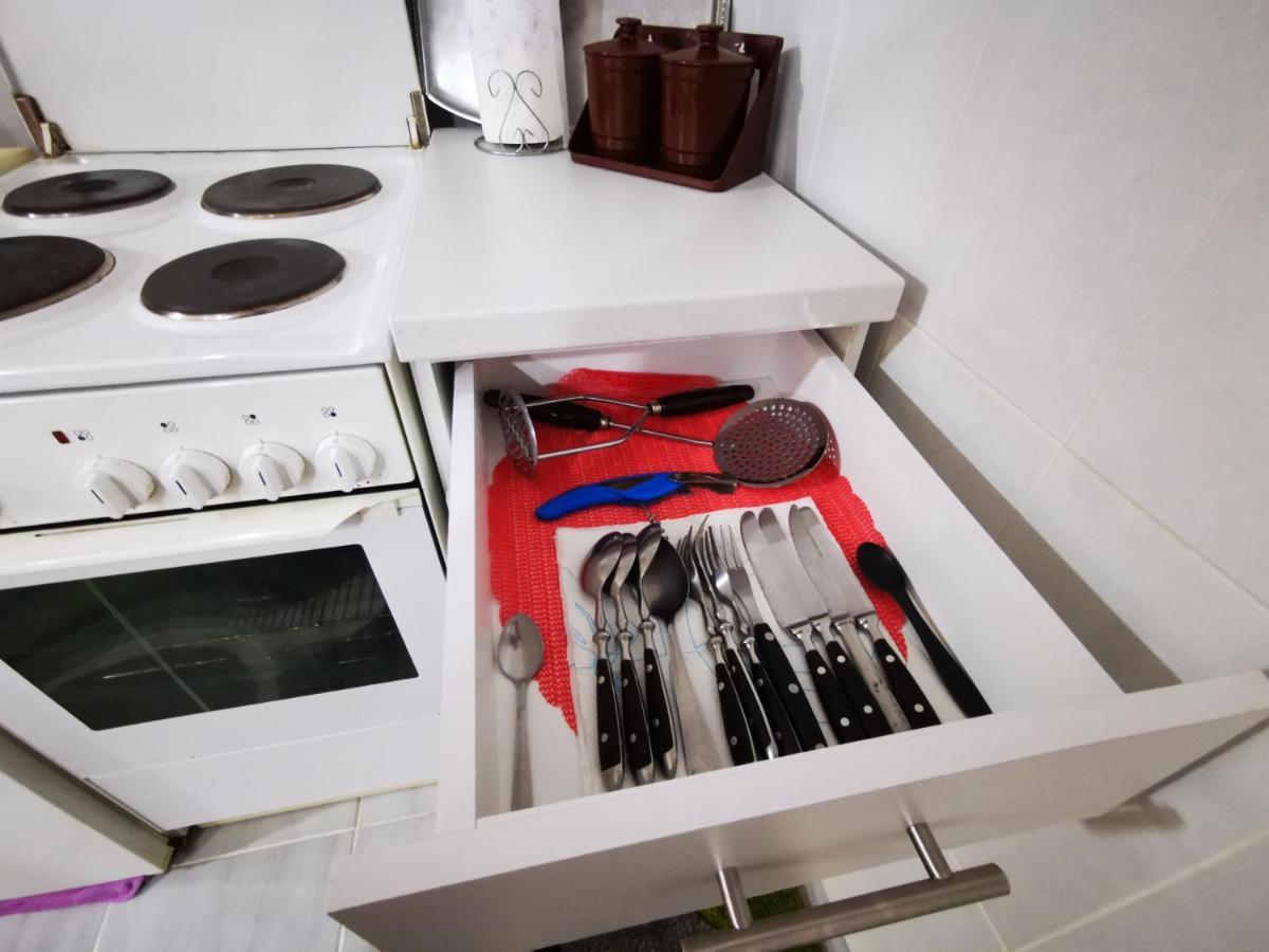 White Apartment Sarajevo - Free Parking Экстерьер фото